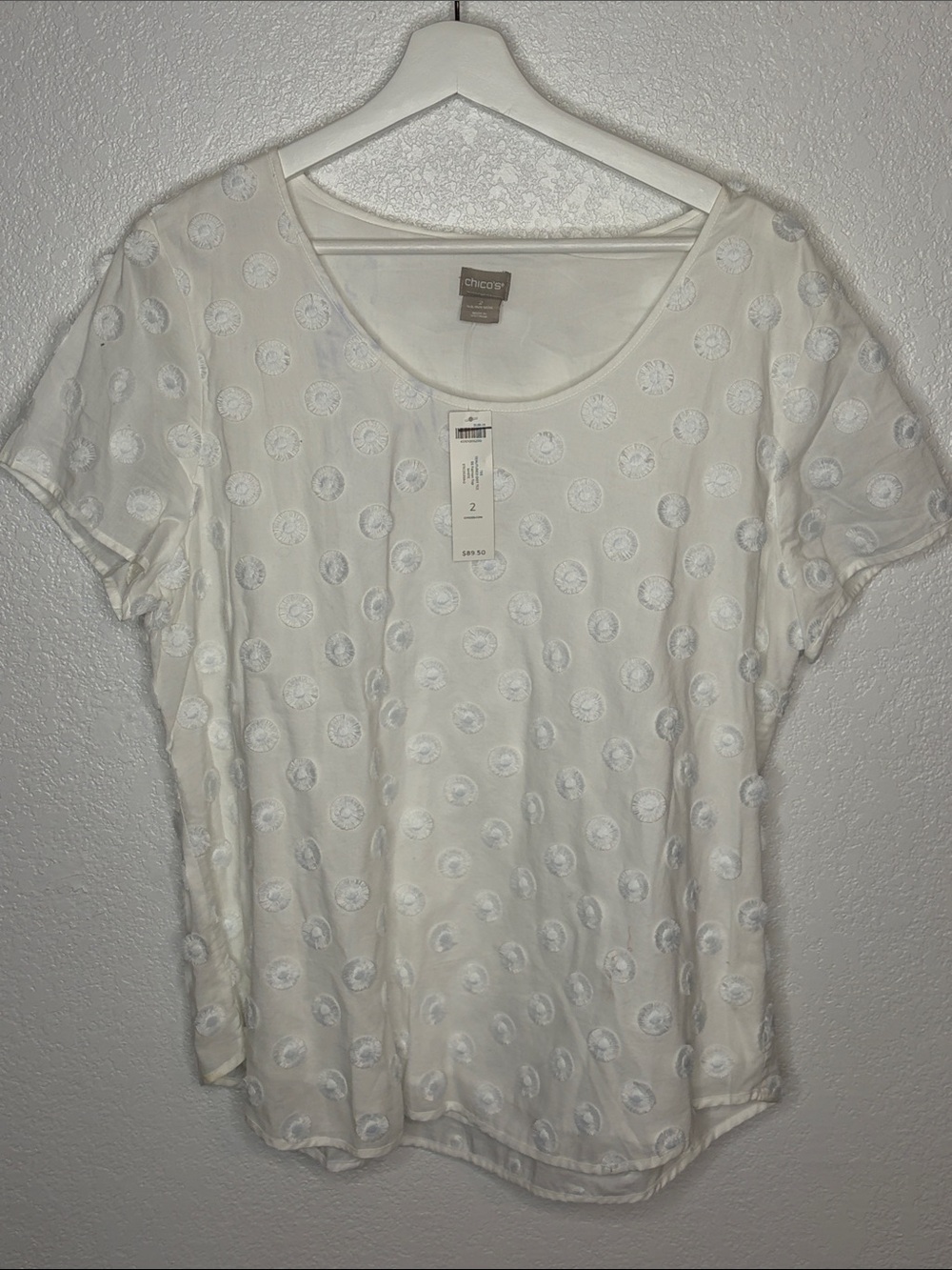 Chico’s White Textured Embroidered Dot Cotton Tee Size 2 (US 12/14) Coastal